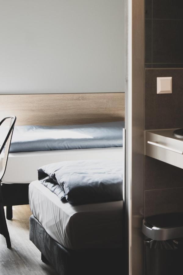 Das Schlafwerk Stuttgart-Nord Volldigitales Hotel-Self-Check In - Keine Rezeption-Lowbudget-Cashless Korntal-Muenchingen Ngoại thất bức ảnh