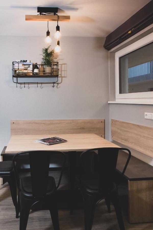 Das Schlafwerk Stuttgart-Nord Volldigitales Hotel-Self-Check In - Keine Rezeption-Lowbudget-Cashless Korntal-Muenchingen Ngoại thất bức ảnh